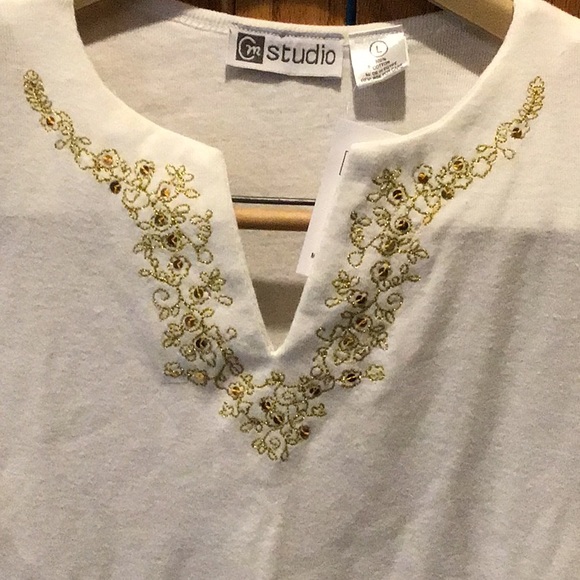 Knit Blouse with Gold Embroidered neckline - Picture 2 of 3